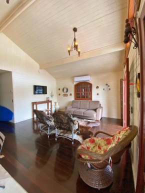 Casa em Bombinhas 20 metros da Praia